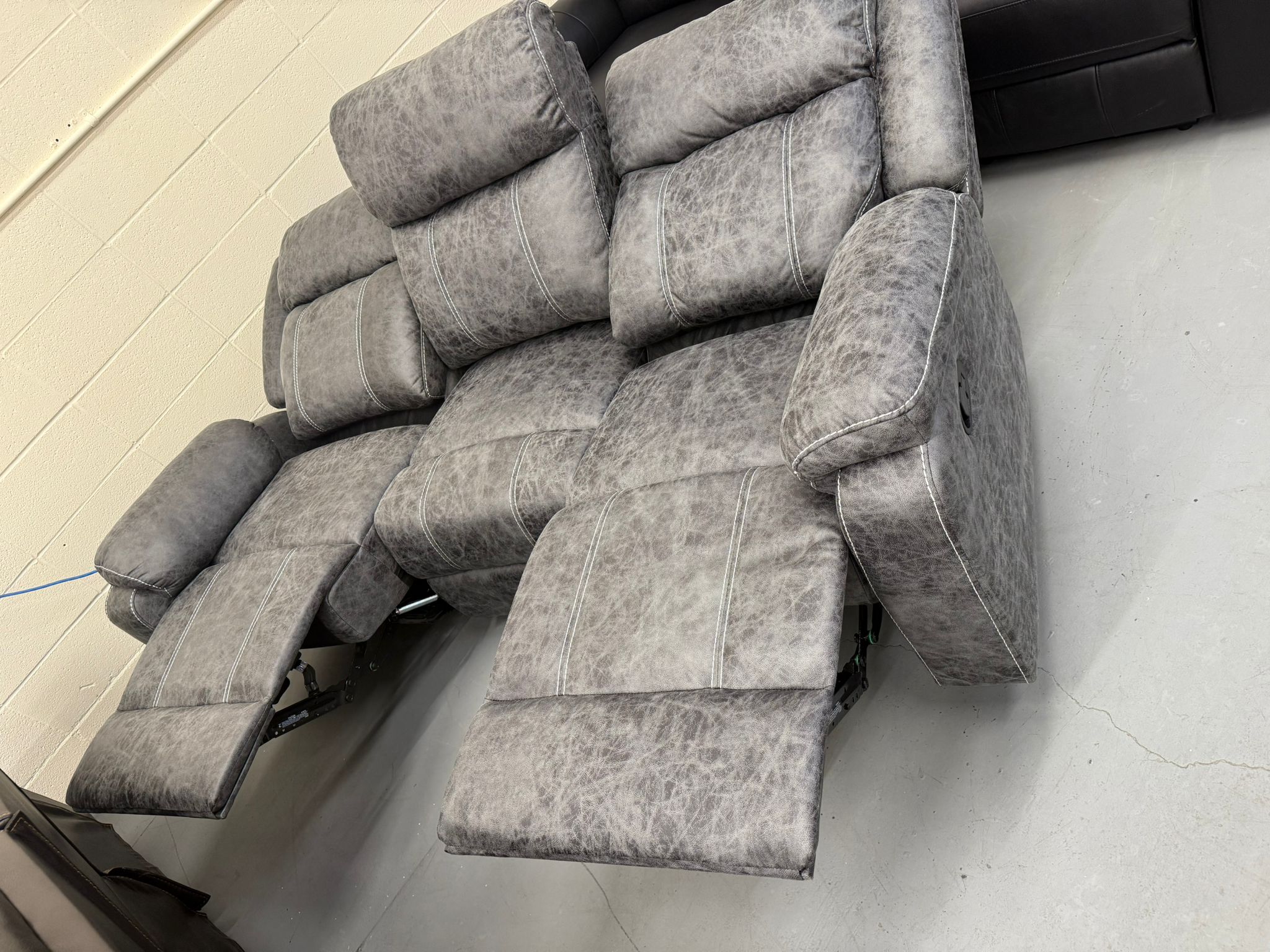 Adelaide Recliner Set 3+2+1