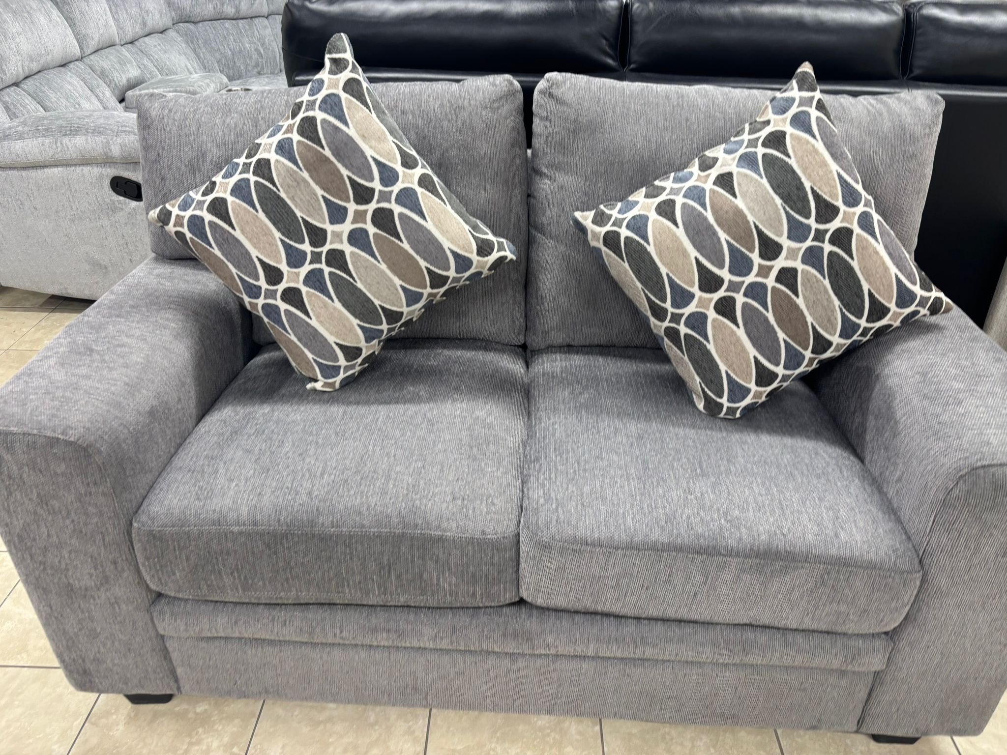 Amberly Sofa 3+2